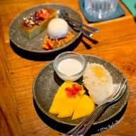 เมนูของร้าน Burapa Eastern Thai Cuisine & Bar By Sri Trat Burapa