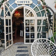 SOPISA’s cafe & coffee