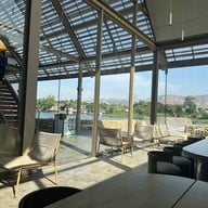 Roccia Cafe ร็อคเซียคาเฟ่