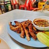 เมนูของร้าน ครัวจิ้มจุ่มแซ่บอีสาน ถนนสิรินทร