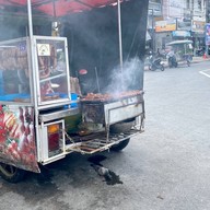 พี่จุ๋ม ไส้กรอกอีสาน