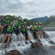 บรรยากาศ ล่องแก่งแม่น้ํานครนายก