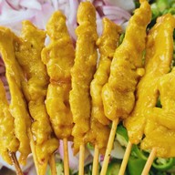 ก๋วยเตี๋ยวไก่ฉีกต้มยำรสมะนาว เซเว่นเจริญพัฒนา(ตรงข้ามบริษัทฟังก์ชัน/เอื้อรามอินทรา 117)