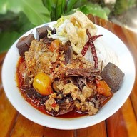 ขนมจีนโคตรอร่อย