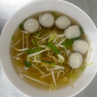 ก๋วยเตี๋ยวหมูตุ๋น-เนื้อตุ๋น เฮียแก้ว