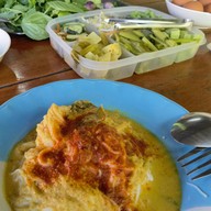 เมนูของร้าน แม่หมีขนมจีนข้าวแกง