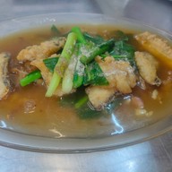 เรือนไทยราดหน้า ตรัง Ruaen Thai Rad Na