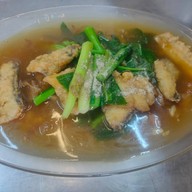 เรือนไทยราดหน้า ตรัง Ruaen Thai Rad Na