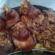 ข้าวขาหมูคุณลุง&ตามสั่ง by ต้อย สาขาหลัก