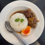 เมนูของร้าน ถนัดศรี  มากินตะ