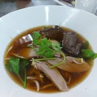 เมนูของร้าน ระตะมา ก๋วยเตี๋ยวเป็ดพะโล้ ซุปเปอร์ขาไก่สูตรต้นตำรับ หัวหิน