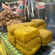 เมนูของร้าน ร้านอาหารเจ เจ๊กำไล เยาวราช (หน้าร้านทองเล่งหงษ์)
