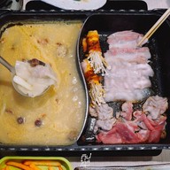 ชูกริลล์ ชาบู ถนนบรรทัดทอง