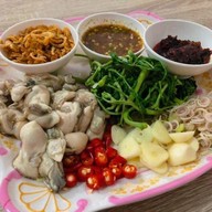 หมูจุ่ม ยำหัวมุม
