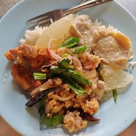 ข้าวแกงแม่อ้อน สะพานหัน(เจ้าเก่า) สาขา1 จักรวรรดิ จักรวรรดิ