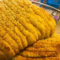 แมลงทอด BYE 77