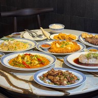 Cedar bkk Earth Ekamai