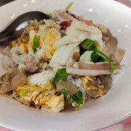เมนูของร้าน ข้าวต้มปลา ต้มเลือดหมู คูคตสเตชั่น
