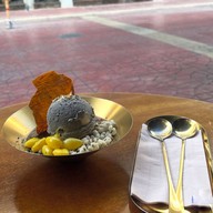 Lucky Ngou 65 (ลัคกี้โหงว) เยาวราช