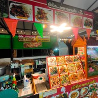 หน้าร้าน เจ๊เปิ้ลอาหารตามสั่ง+ข้าวขาหมูลำลูกกา