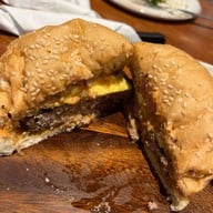 SteakHolder มหาวิทยาลัยธรรมศาสตร์ ศูนย์รังสิต