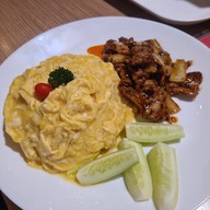 เมนูของร้าน ยักษ์ใหญ่ไข่ข้น กรูเมท์ มาร์เก็ต สถานนีรถไฟใต้ดิน ลาดพร้าว