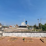 วัดใหญ่จอมปราสาท