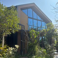 Celapot cafe x gallary