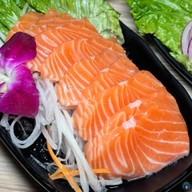 ร้านคุณนายทะเลดอง(บรรทัดทอง-ราคาหน้าร้าน) สามย่าน