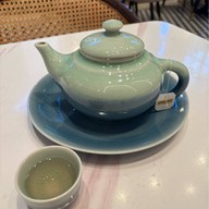 Celapot cafe x gallary