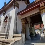 วัดใหญ่จอมปราสาท