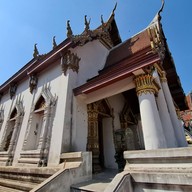 วัดใหญ่จอมปราสาท