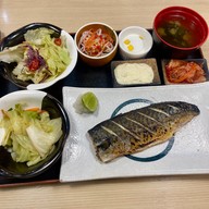 SUSHI DEN Central Westgate