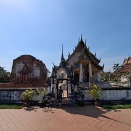 วัดใหญ่จอมปราสาท