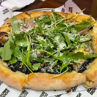 Dough Bros - Sourdough Pizza & Doughnuts Gaysorn Amarin