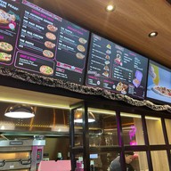 Dough Bros - Sourdough Pizza & Doughnuts Gaysorn Amarin
