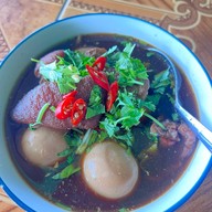 ร้านลาบคนเมือง ป่าไผ่