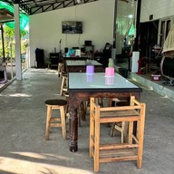 ครัว ณ ริมนา