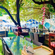 บรรยากาศ BlueFin Beach Bar & Restaurant