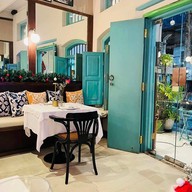 บรรยากาศ Mirror Mirror