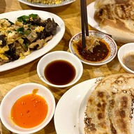 GYOZA TOSENBO (ร้านเกี๊ยวซ่าโทะเซ็นโบ) 餃子のお店東仙坊 สุขุมวิท 71