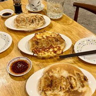 GYOZA TOSENBO (ร้านเกี๊ยวซ่าโทะเซ็นโบ) 餃子のお店東仙坊 สุขุมวิท 71