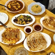 GYOZA TOSENBO (ร้านเกี๊ยวซ่าโทะเซ็นโบ) 餃子のお店東仙坊 สุขุมวิท 71