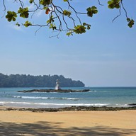 หาดนางทอง