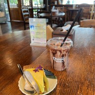 Daddy hug farm&cafe (แดดดี้ฮัก ฟาร์ม&คาเฟ่) -หนองปลาไหล