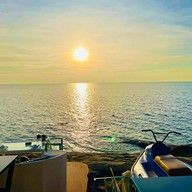 บรรยากาศ BlueFin Beach Bar & Restaurant