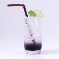 Shwe Tea House and Noodles