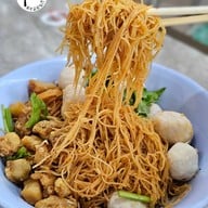 เมนูของร้าน เจ๊เกียง เย็นตาโฟต้มยำ หมู่บ้านปาริชาติ หมู่บ้านปาริชาติ 345