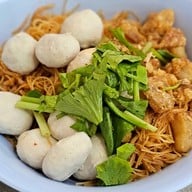 เมนูของร้าน เจ๊เกียง เย็นตาโฟต้มยำ หมู่บ้านปาริชาติ หมู่บ้านปาริชาติ 345