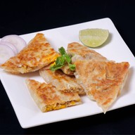 Shwe Tea House and Noodles